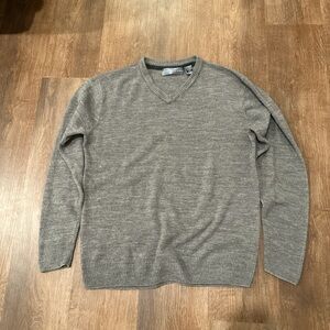 Oscar de la Renta Charcoal V-Neck Sweater